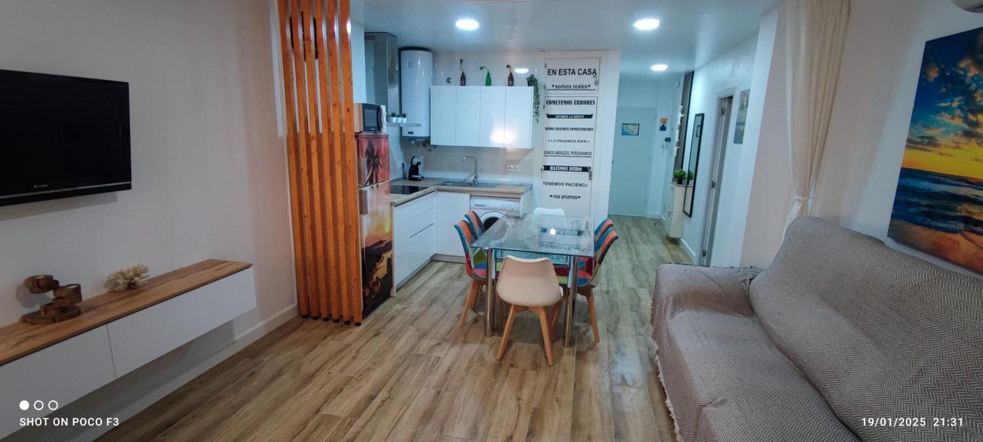 Calle Carril De La Fuente Apartamento 콘일데라프론테라 외부 사진